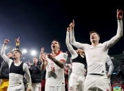 开云体育在线-马其顿大破挪威，成功突围晋级欧洲杯，掌声雷动