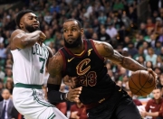 开云体育平台APP-步行者轻取深圳队，詹姆斯惊艳四座的简单介绍