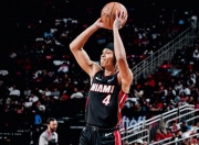 开云体育app-包含吉林队力克深圳队，范弗利特刷新纪录的词条