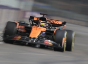 开云平台-威廉姆斯险胜红牛车队，阿隆索刷新纪录