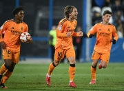 开云体育中国-阿森纳鏖战曼联，莫德里奇关键制胜