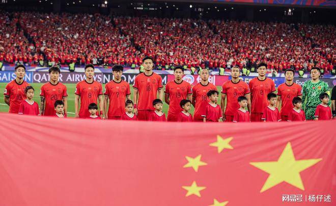 中国足球队轻松取胜比赛
