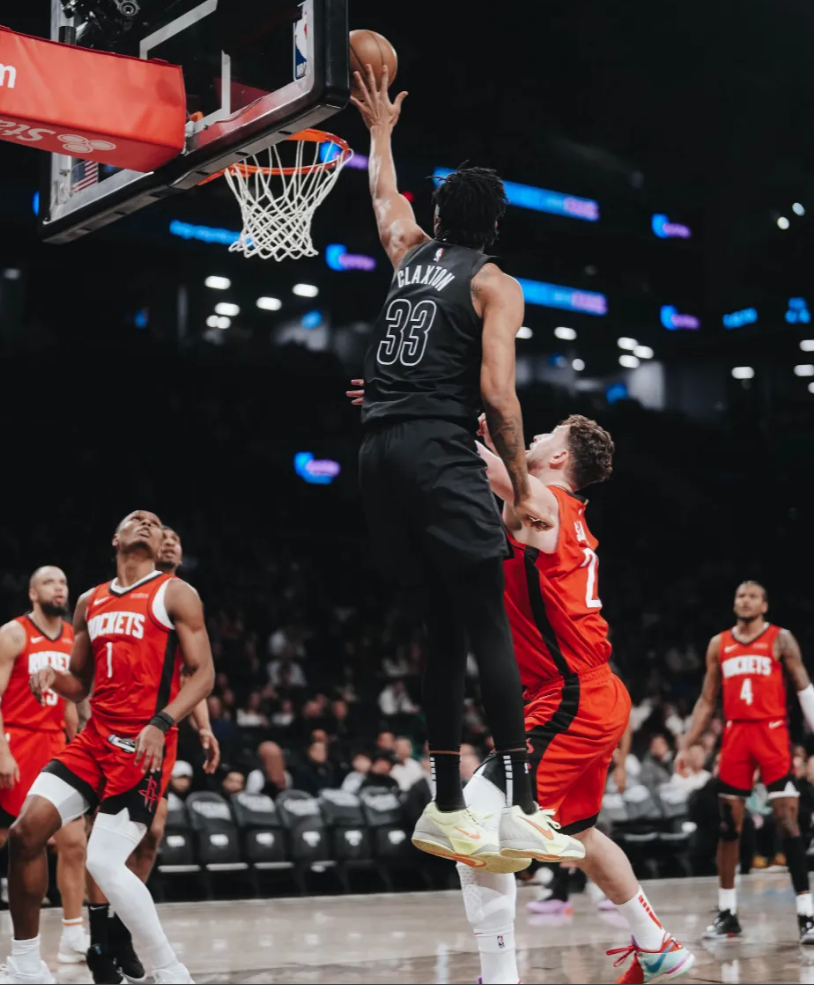 火箭主场取胜,战绩持续上升,表现亮眼的简单介绍 火箭主场取胜,战绩持续上升,表现亮眼的简单介绍