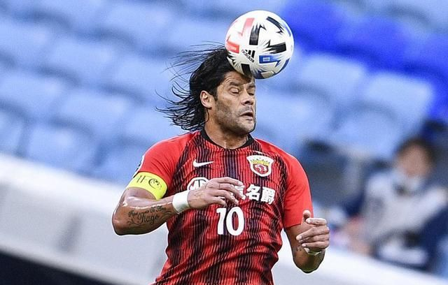 卡拉奇球队在亚冠比赛中取胜，气势如虹