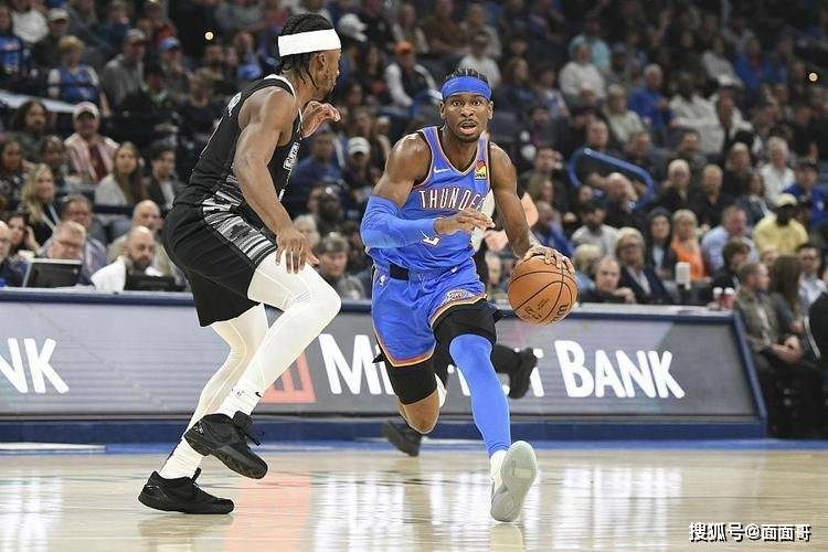 马刺客场力克雷霆，收获重要胜利，引发热议