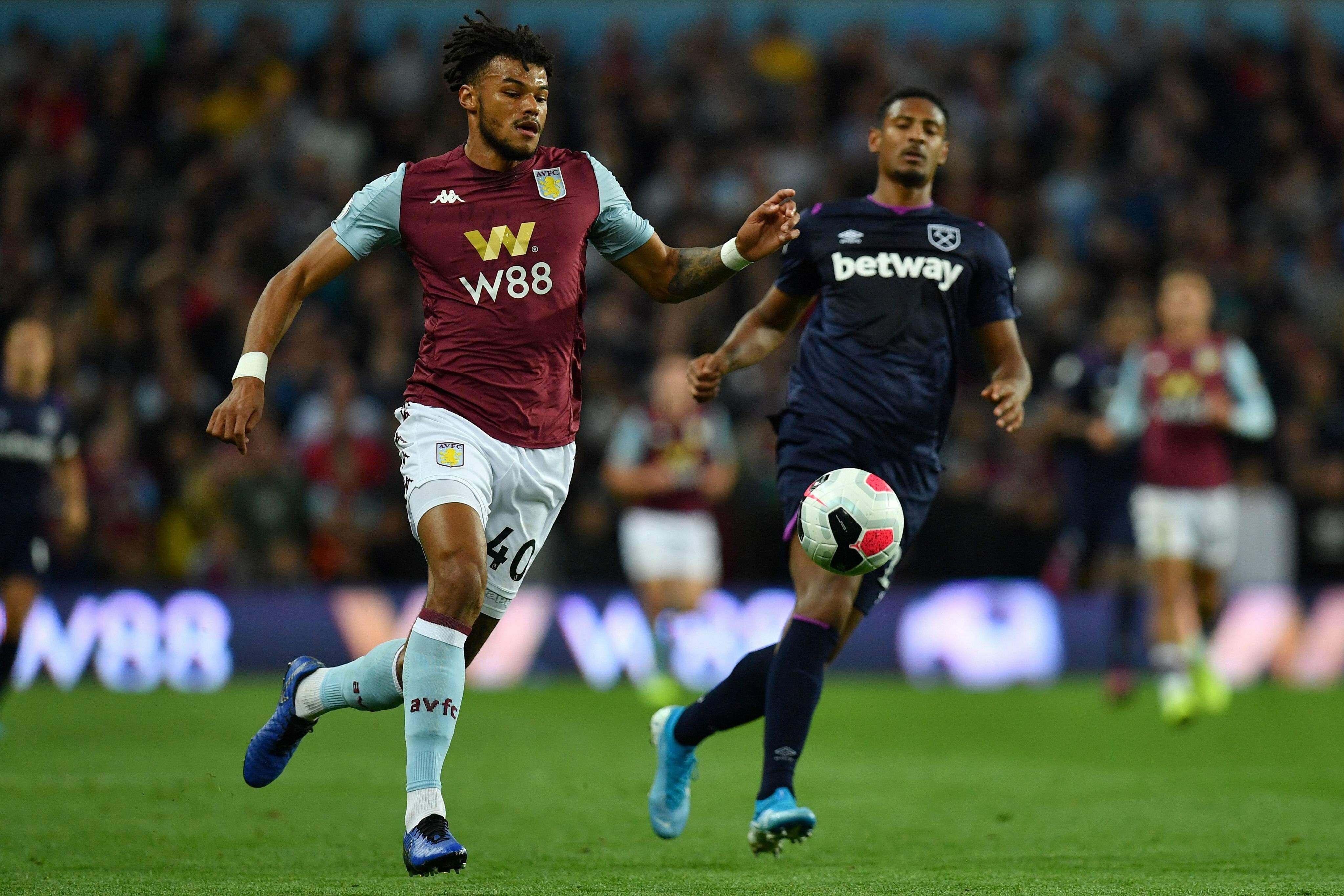 阿斯顿维拉挑战强队，勇往直前，表现亮眼