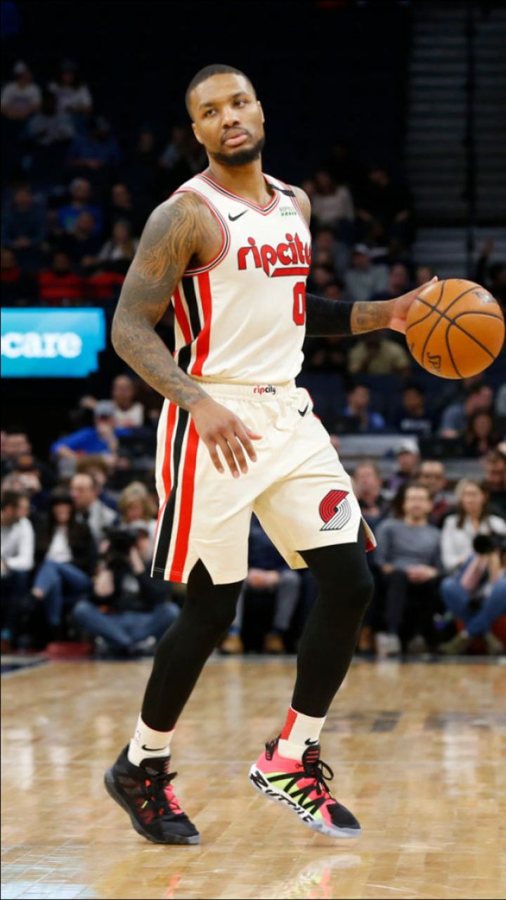 步行者横扫广州队，利拉德惊艳四座