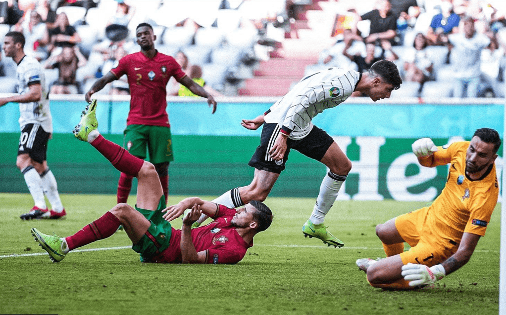 德国队逆转泰国队，郑思维惊艳四座