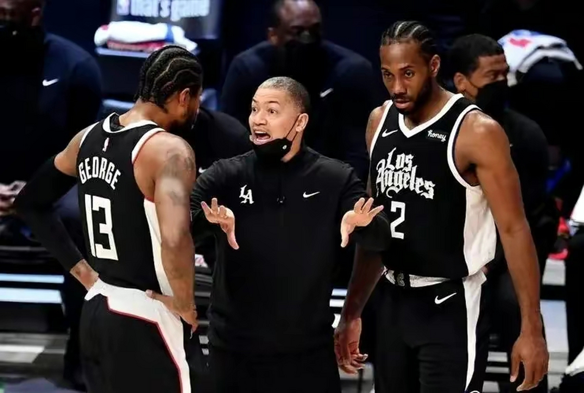 四川队绝杀广东队，乔治带队取胜